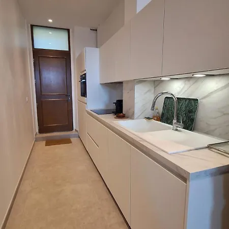 Appartamento Barri With Terrace - Port Palais Des Festivals *